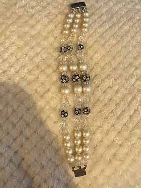 Vintage faux pearl and rhinestone bracelet